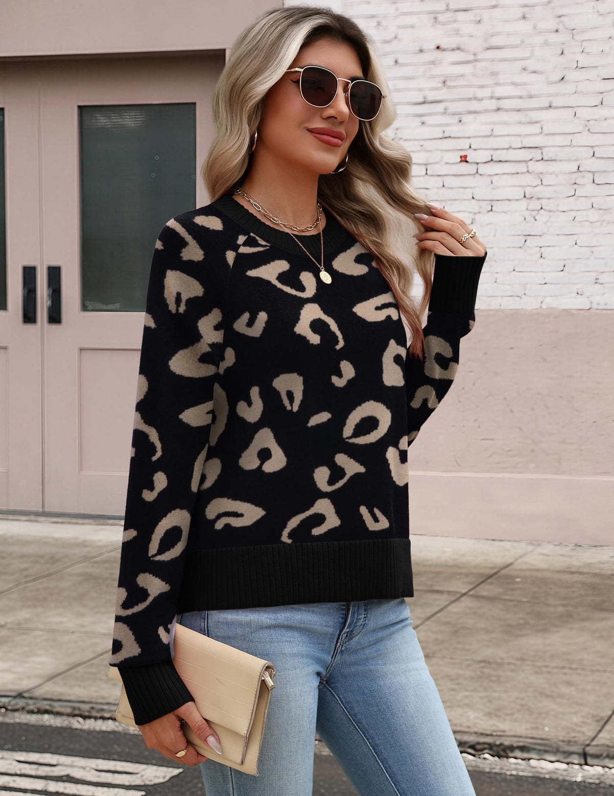 Zeagoo Women's Sweaters Cropped Leopard Print Black Sweater Winter Clothes