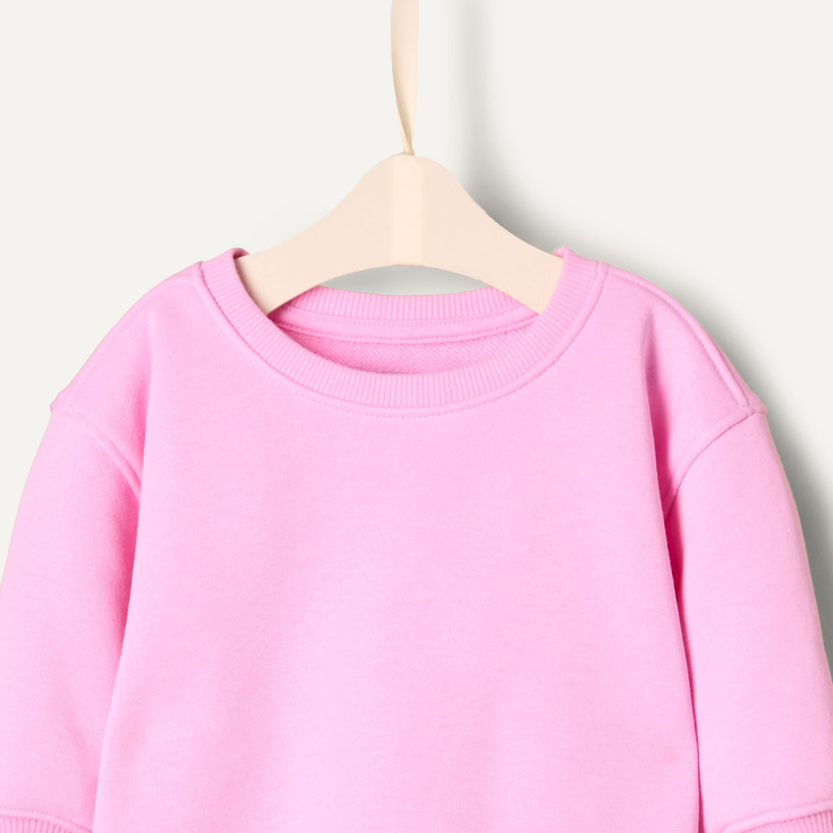 Amazon Essentials x Sofia Grainge Unisex Toddlers' Sweatshirt & Sweatpant Set, Pink, 3T