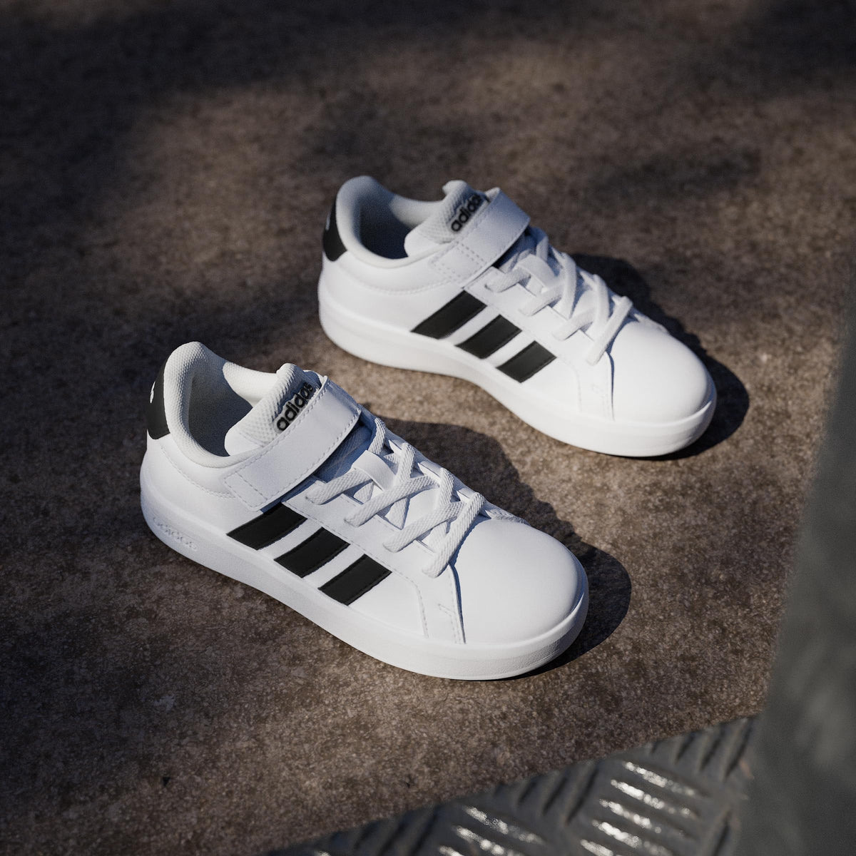adidas Unisex-Kids Grand Court 3.0 El C, White/Black, 1