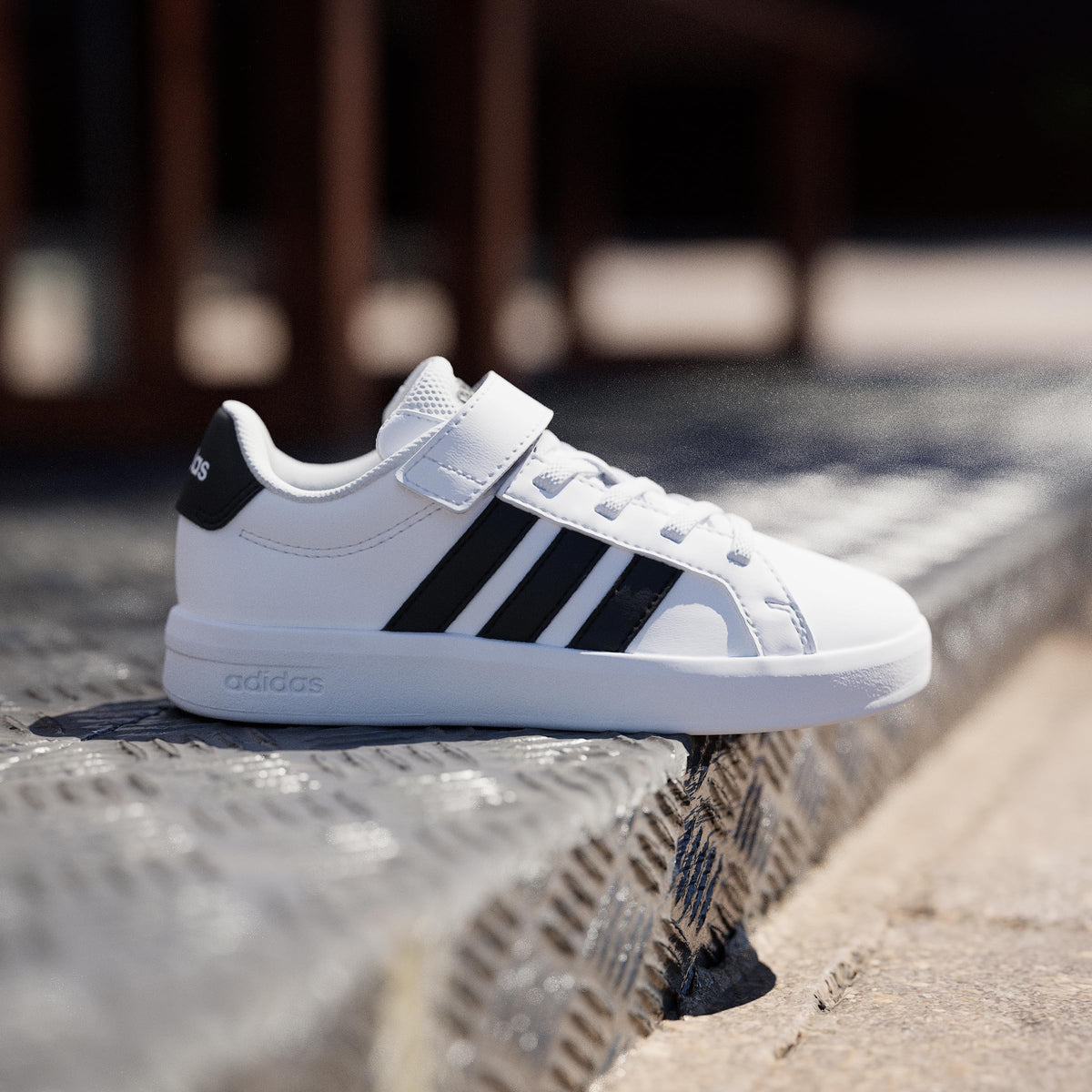 adidas Unisex-Kids Grand Court 3.0 El C, White/Black, 1